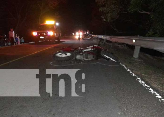 Foto: Accidente de tránsito con motorizados muertos en León / TN8