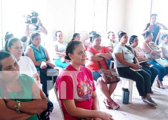 Foto: Mujeres protagonistas de escuelas de oficio en Mulukukú / TN8