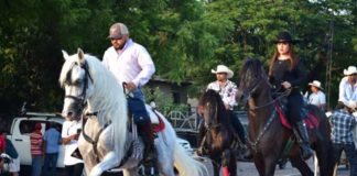 El Jicaral se viste de gala con desfile hípico en honor a San Isidro Labrador