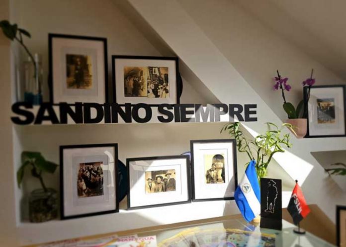 Exposición Fotográfica del General de Hombres y Mujeres Libres en Austria