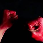 Video: Desgraciado golpea a su esposa, una viejita, por dejar salado el arroz