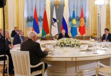 Rusia confirma que la Unión Económica Euroasiática es un impulso del mundo multipolar Rusia confirma que la Unión Económica Euroasiática es un impulso del mundo multipolar