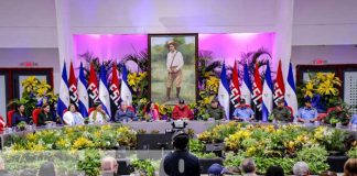 Foto: Presidente de Nicaragua, Daniel Ortega, y la Vicepresidenta Rosario Murillo, en acto por el 128 aniversario del General Sandino / TN8