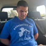 ¡Sin piedad! Joven acribilla con un arma automática a ocho personas en Serbia