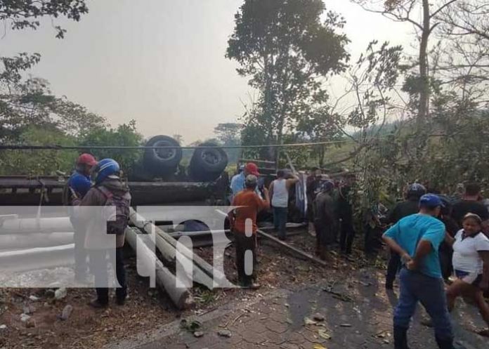 Foto: Fuerte accidente con una rastra en Pantasma, Jinotega / TN8
