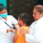 Pobladores de Ciudad Sandino abren sus puertas para prevenir enfermedades Foto: Jornada de vacunación en Ciudad Sandino / TN8
