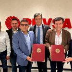 Venezuela firma acuerdo con ENI y Repsol para exportar gas natural