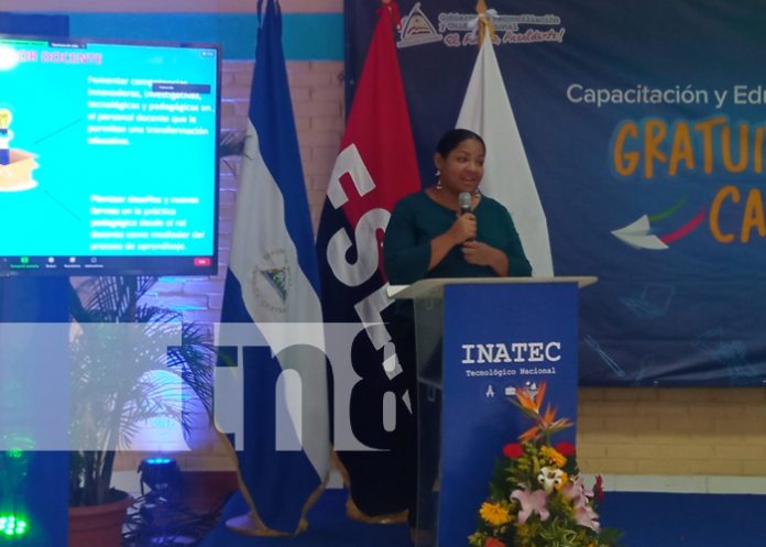 Foto: Extensa jornada para celebrar el Día del Maestro en la educación técnica / TN8