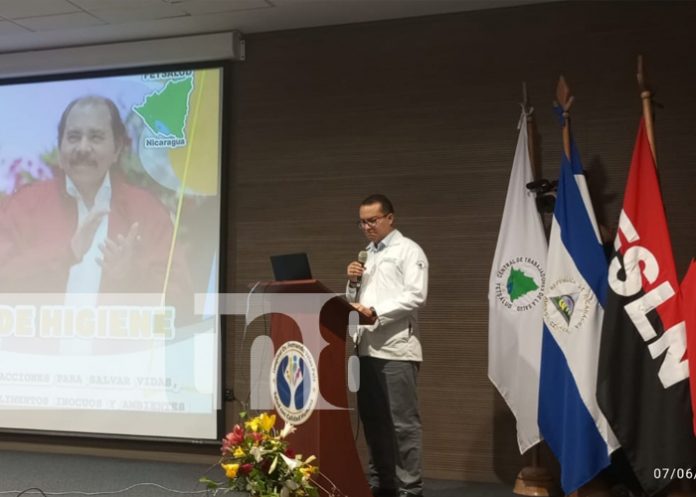 Realizan 5to foro sobre inocuidad de alimentos Hospital Vélez Paiz