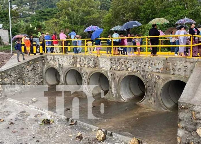 Inauguran moderno puente vial en Jinotega