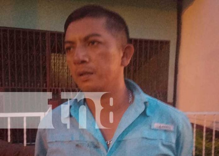 1 Foto: ¡Y es su pareja! Agreden a golpes a mujer en una calle de Estelí / TN8