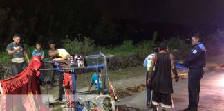 Foto: Caponera termina llantas para arriba en el sector de las piedrecitas, Managua / TN8