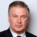 El actor Alec Baldwin se sometió a una cirugía para reemplazar su cadera El actor Alec Baldwin se sometió a una cirugía para reemplazar su cadera