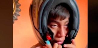 ¡Al estilo Power Rangers! Un niño queda atrapado con casco de moto al reves