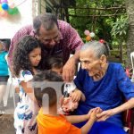 Un siglo de bendiciones: Abuelita chinandegana celebra 107 años con alegría y vitalidad Foto: ¡Más de un siglo de Bendición! mujer chinandegana cumple 107 años / TN8
