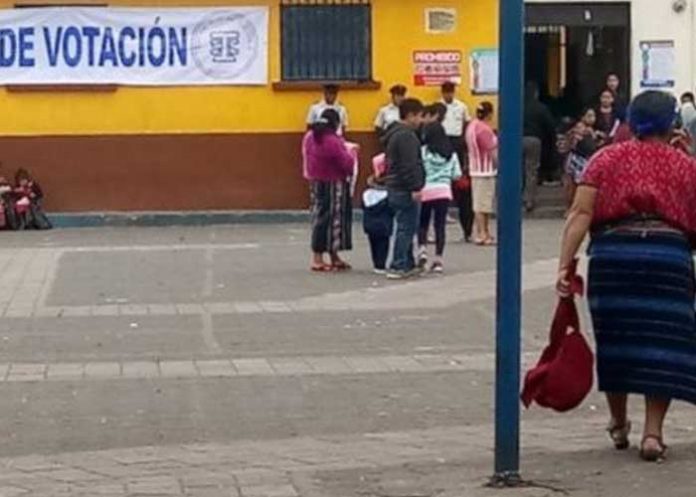 1 Foto; Comienzan elecciones generales en Guatemala con gran participación ciudadana / Cortesía