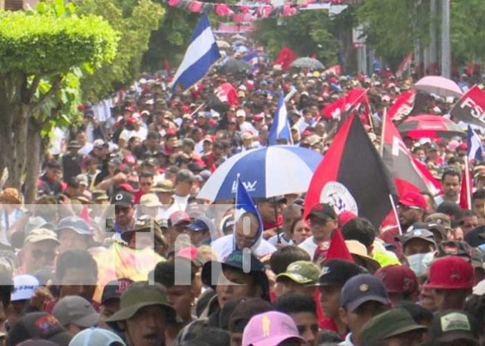 Foto: Miles de nicaragüenses conmemoraron el 44 aniversario del repliegue al vapor / TN8