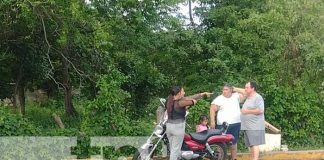 Un motorizado casi manda al otro mundo a extranjero en Granada