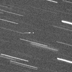 Asteroide pasa cerca de la Tierra a más de 3.000 kilómetros por hora Asteroide pasa cerca de la Tierra a más de 3.000 kilómetros por hora