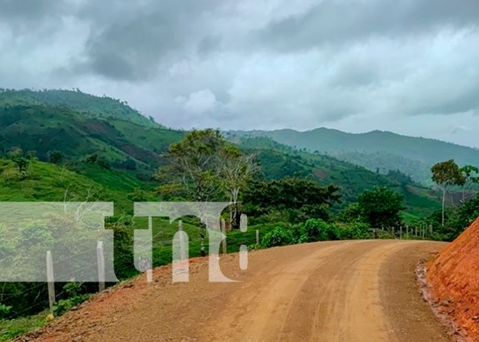 Rehabilitan caminos hacia Montes de oro y Martha Lorena en Siuna