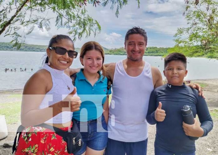 Foto: Refrescantes paseos familiares en los balnearios de Managua / TN8
