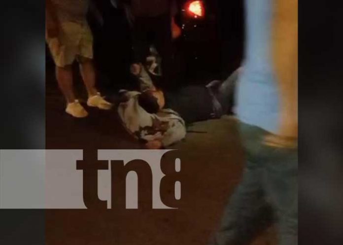 Caballo manda al otro mundo a motociclista en Granada