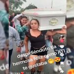 Con baile despiden a su amiga en el ataúd y se vuelve viral en TikTok