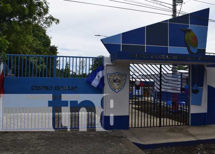 2 Foto: Estudiantes de León son beneficiados con mejoramiento del centro escolar Marcelina Peralta / TN8