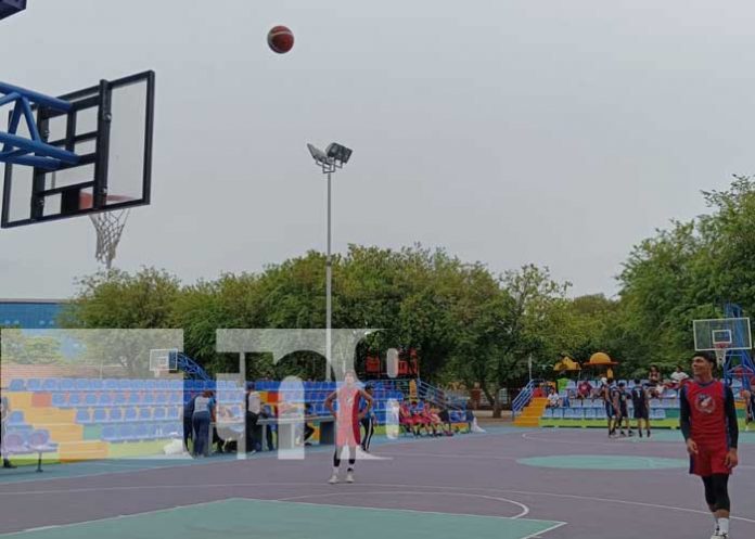 2 Foto: ¡Copa FES:! ¡Jóvenes unidos en deporte y diversión! / TN8