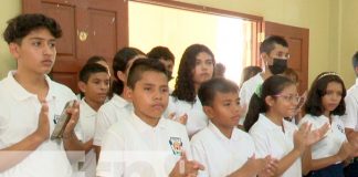Realizan exposición en homenaje los 74 años de la historieta chilena "Condorito"