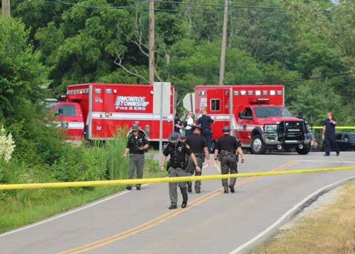 Puso en fila y ejecutó a sus 3 hijos con un rifle en Ohio