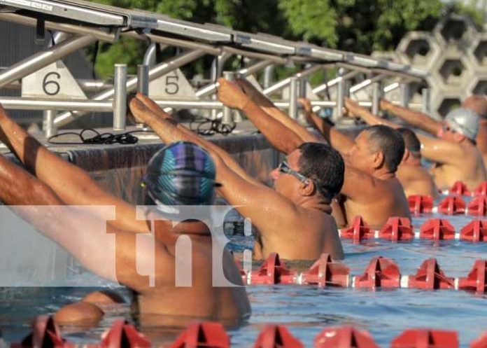 3 Foto: Desarrollan en Managua el campeonato de natación en categoría máster / TN8