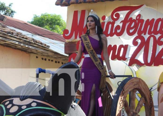 3 Foto: Realizan desfile de carrozas de candidata a reina de fiestas patronales de Nandaime / TN8