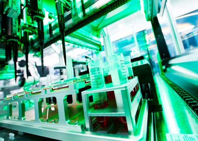 IA diseña fármaco y es probado en un humano