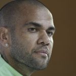 Dani Alves podría ser peligro de fuga