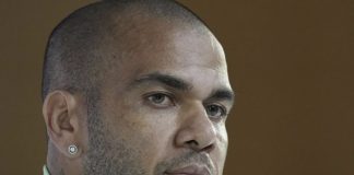 Dani Alves podría ser peligro de fuga