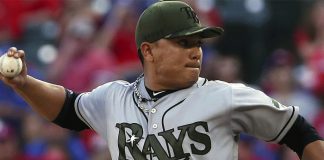 Erasmo Ramírez sigue en el sistema MLB