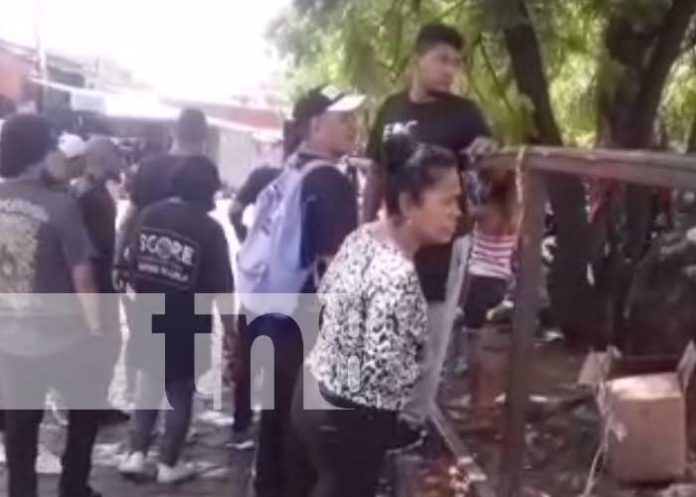 ¡Entre la vida y la muerte! Sujeto recibe estocada en el mercado Iván Montenegro, Managua