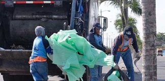 Bebé es abandonado en bote de basura de Ecuador