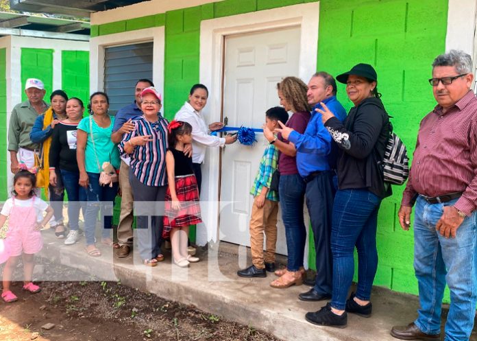chinandega4 Entregan 10 viviendas dignas del Programa Bismarck Martínez en Chinandega