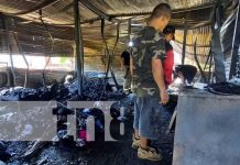 Familia queda en la calle por incendio en su vivienda en Cuajachillo Foto: Incendio acaba con una vivienda en Cuajachillo, Ciudad Sandino / TN8