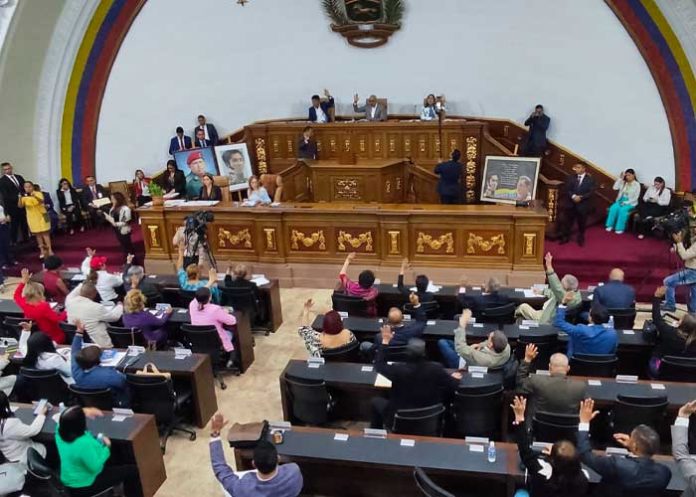 Venezuela aprueba designación de embajador en Cuba