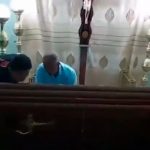 ¡Aunque usted no lo crea! Anciana vuelve a la vida en pleno velorio en Ecuador ¡Aunque usted no lo crea! Anciana vuelve a la vida en pleno velorio en Ecuador