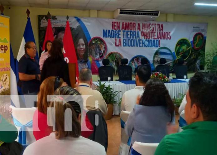 firma-1 Reafirman compromisos para resguardar biodiversidad de El Castillo