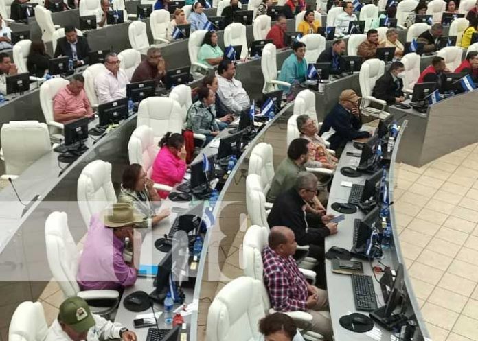 iran-pub-2 Foto: Sesión parlamentaria en Nicaragua / TN8