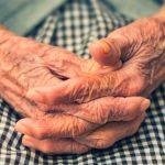 Degenerado vivió con el cadáver de su madre para cobrar pensión en Italia