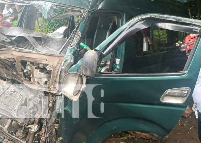 Foto: Choque en Jinotepe entre interlocal y bus de transporte de zona franca / TN8