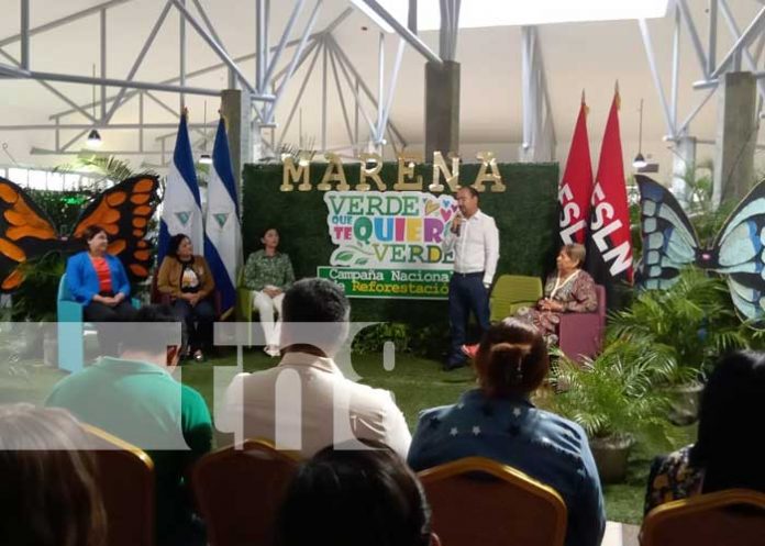 Foto: Feria del medio ambiente con el MARENA / TN8