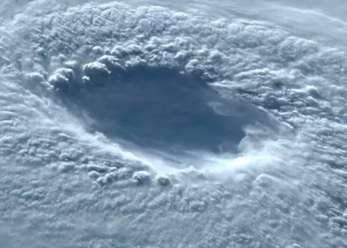 Fuertes aguaceros del tifón Mawar dejan un muerto y tres desaparecidos en Japón