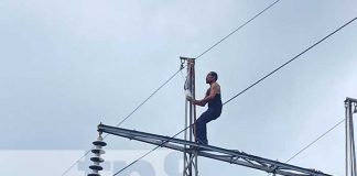 Foto: "El Ocho" y su extraña afición de subir una torre en Bello Horizonte / TN8